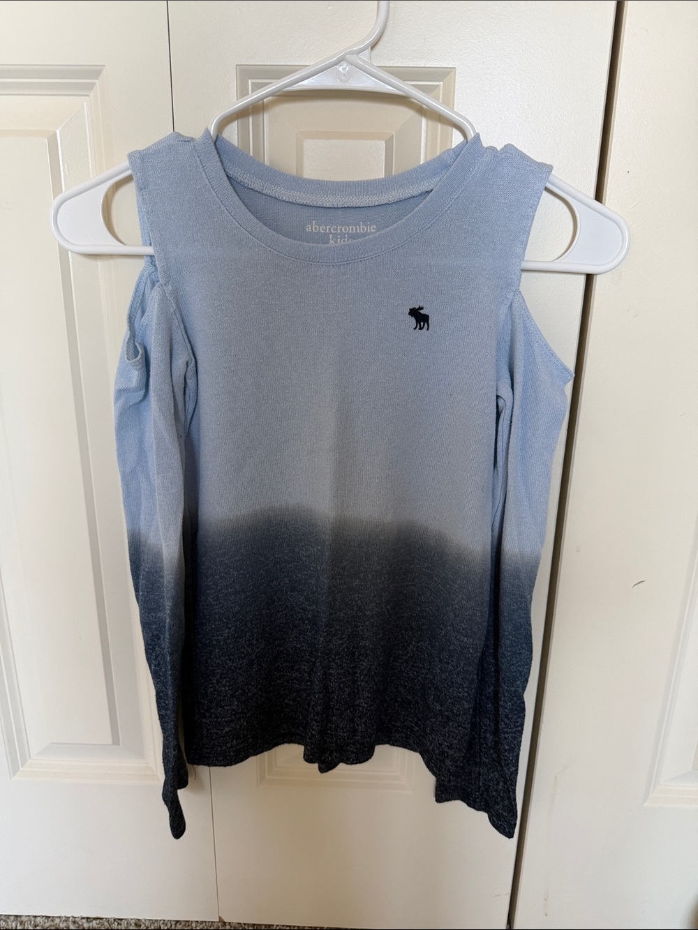 abercrombie kids blue ombre cold-shoulder top slight pilling